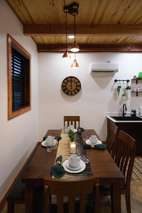 Little Dutch Cabin #3 - 12 Min To Magnolia-Baylor Bellmead Εξωτερικό φωτογραφία
